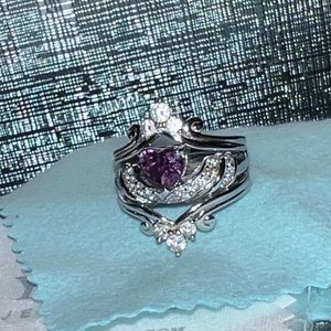 New Condition Sterling Silver (.925) Amethyst Heart Cut Ring Size:08
